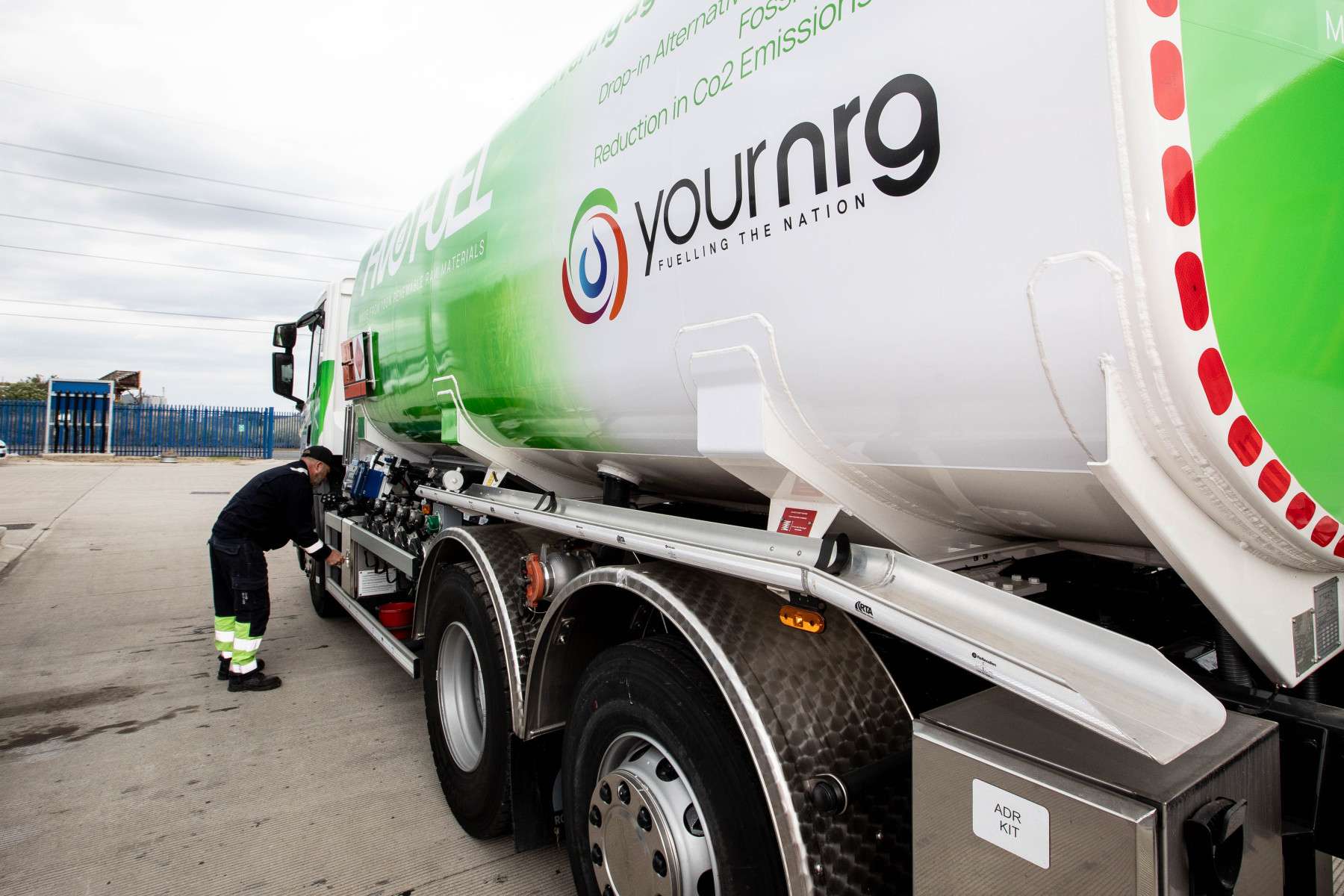 East Midlands Airport converts vehicle fleet to renewable fuel