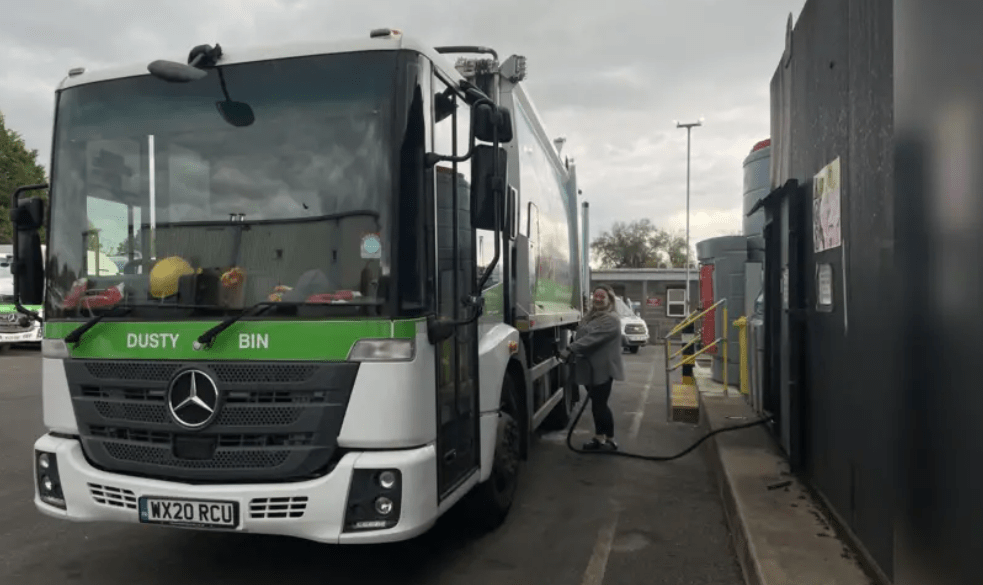 Waste collection lorries powered by biofuels