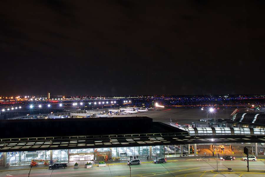 FedEx announces use of SAF at Chicago-O’Hare and Miami International airports