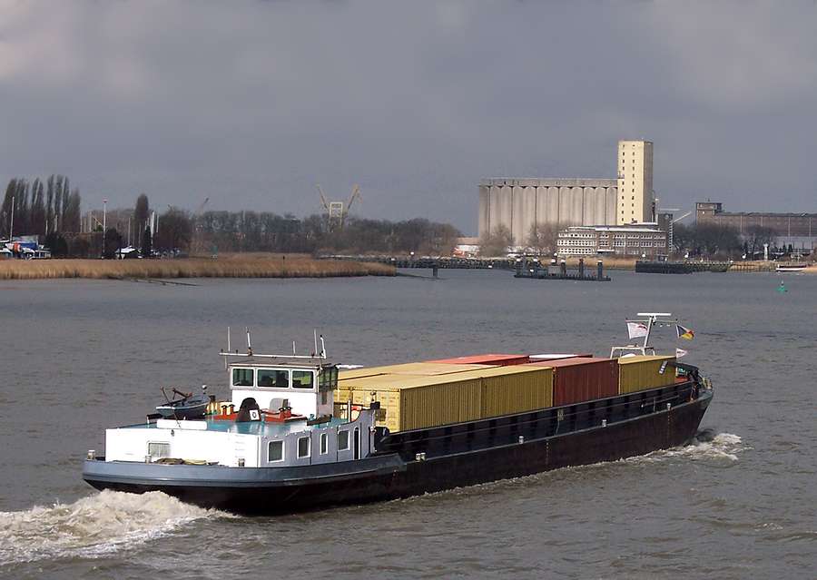 Biodiesel approvals boost decarbonisation potential for inland shipping