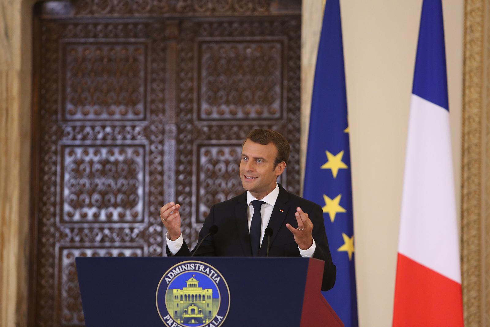Macron backs higher biofuel blends as industry urges swift EU action